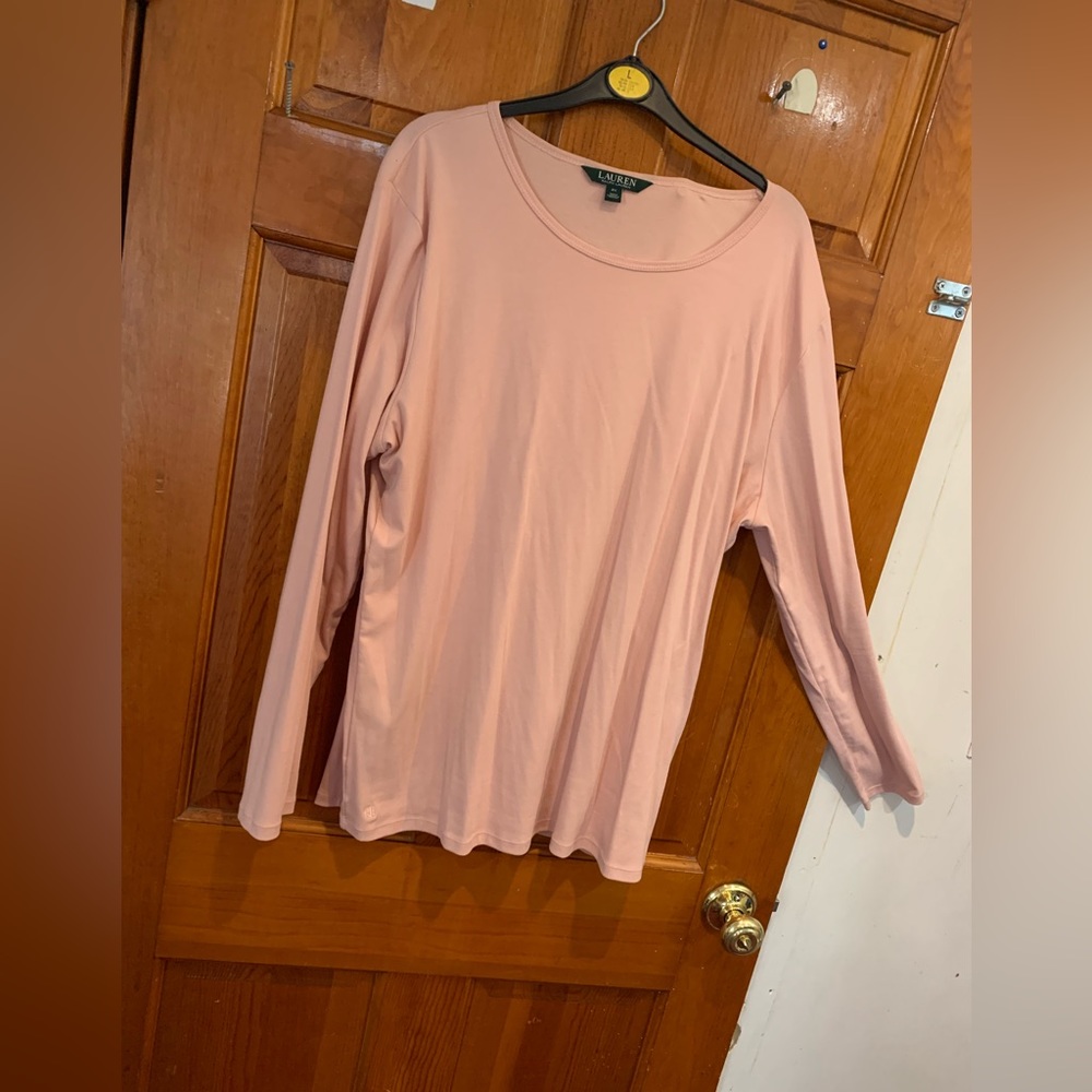 Ralph Lauren women’s long sleeve shirt. Size 2X. Light pink.